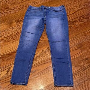 Blue Skinny Jeans with Stretch Fabric